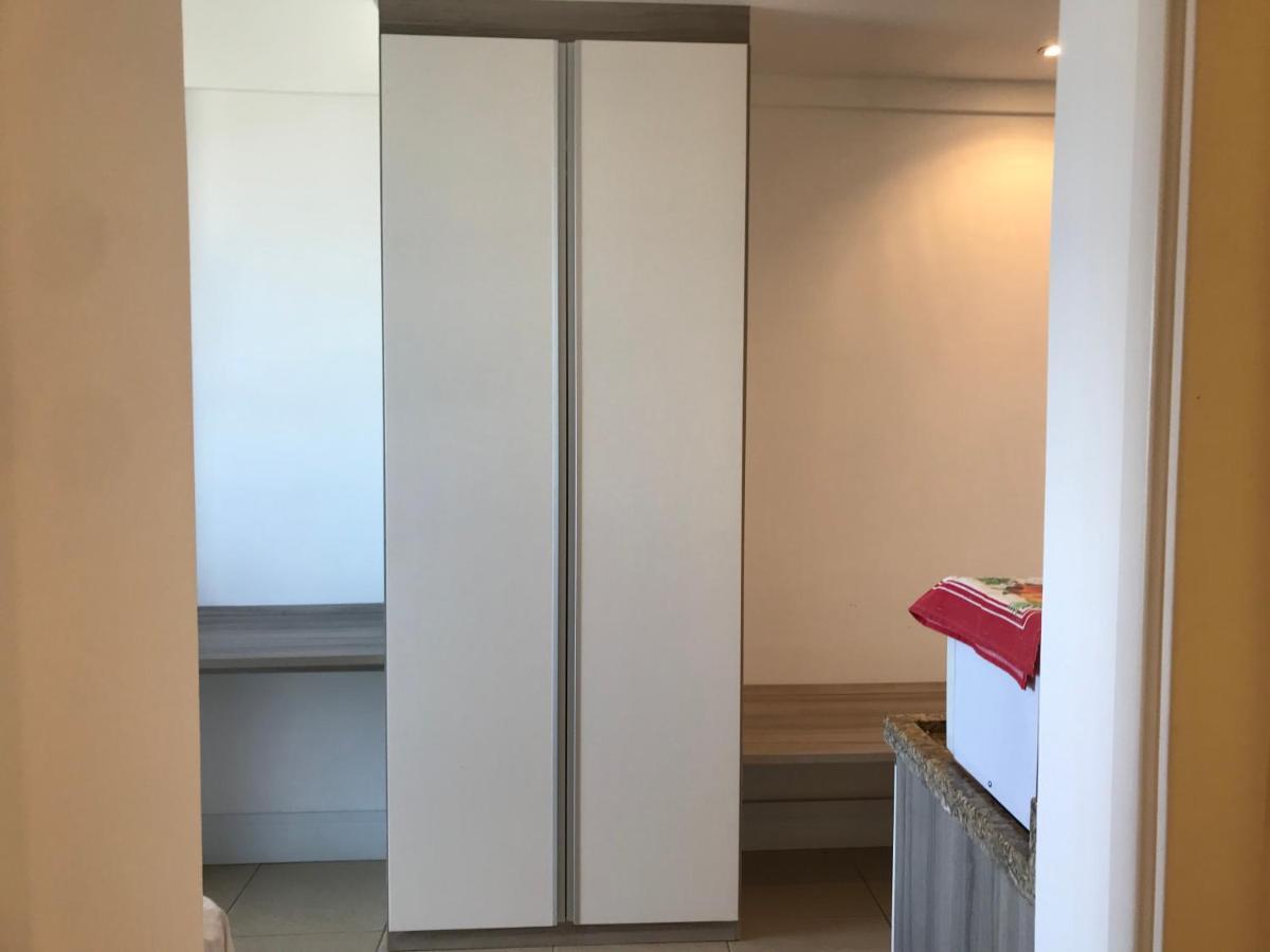 Flat Mobiliado- Hotel Ramada - Macae-Rj ภายนอก รูปภาพ